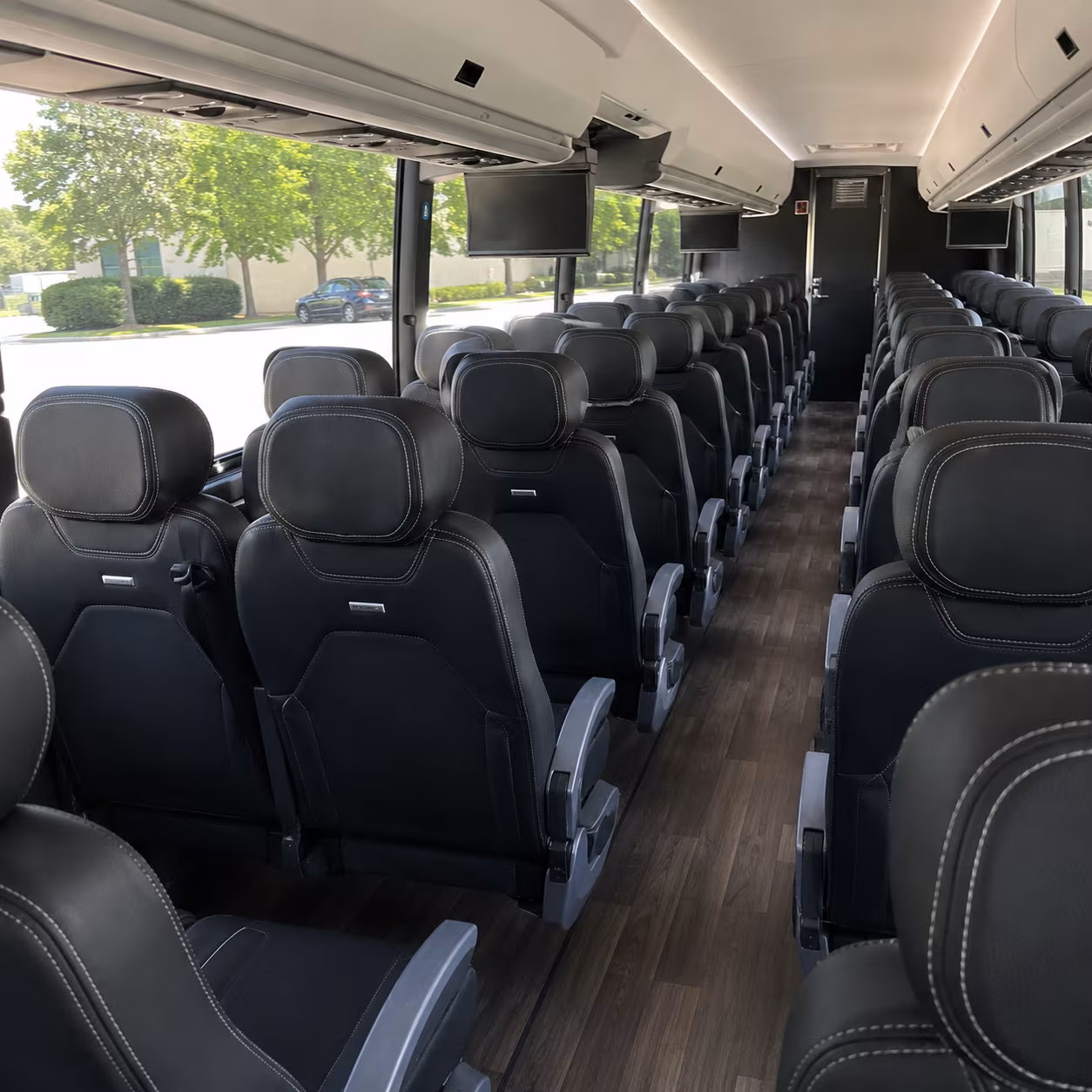 new braunfels bus rental service area