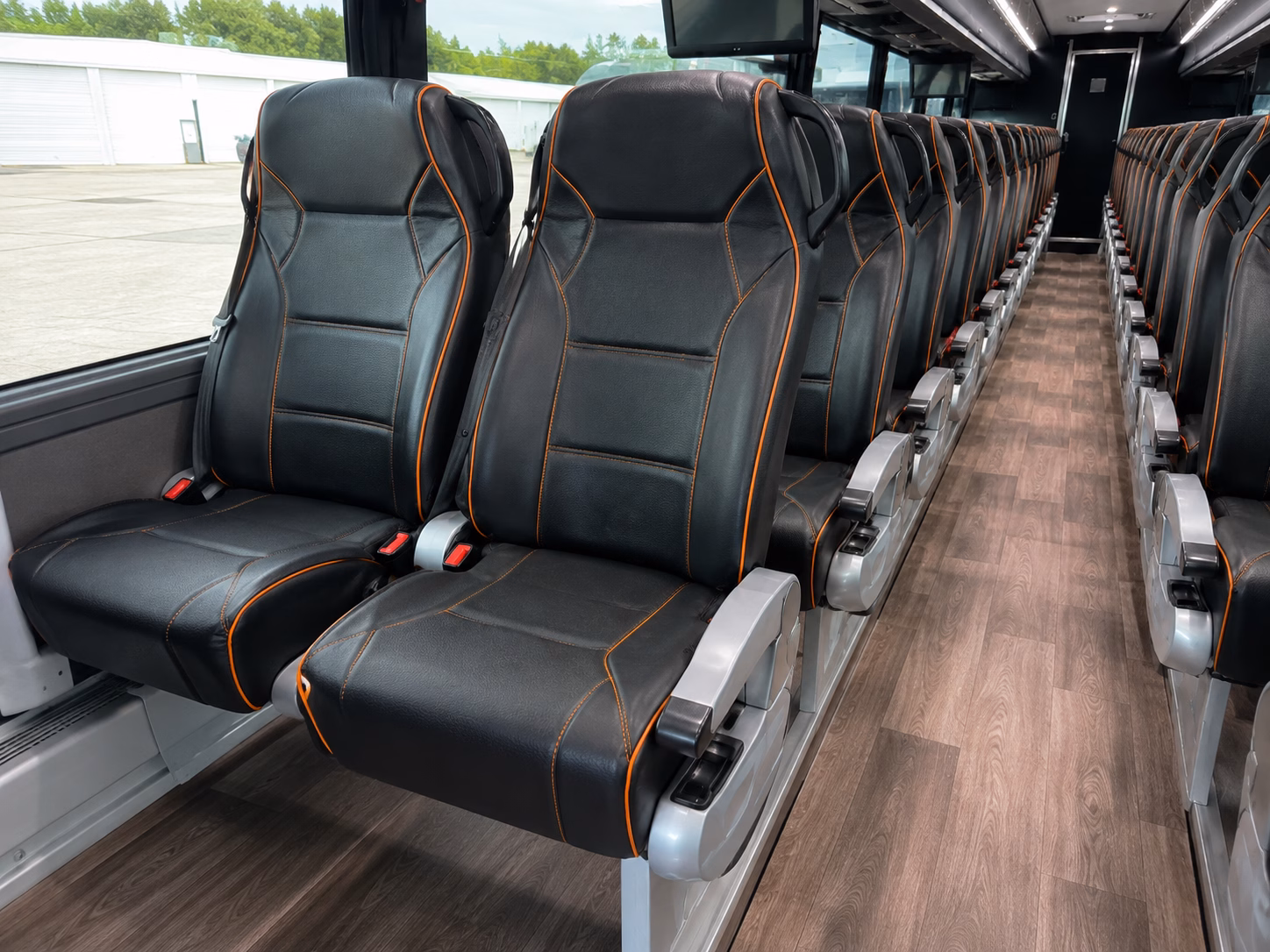 new braunfels hospital and campus shuttle bus rentals