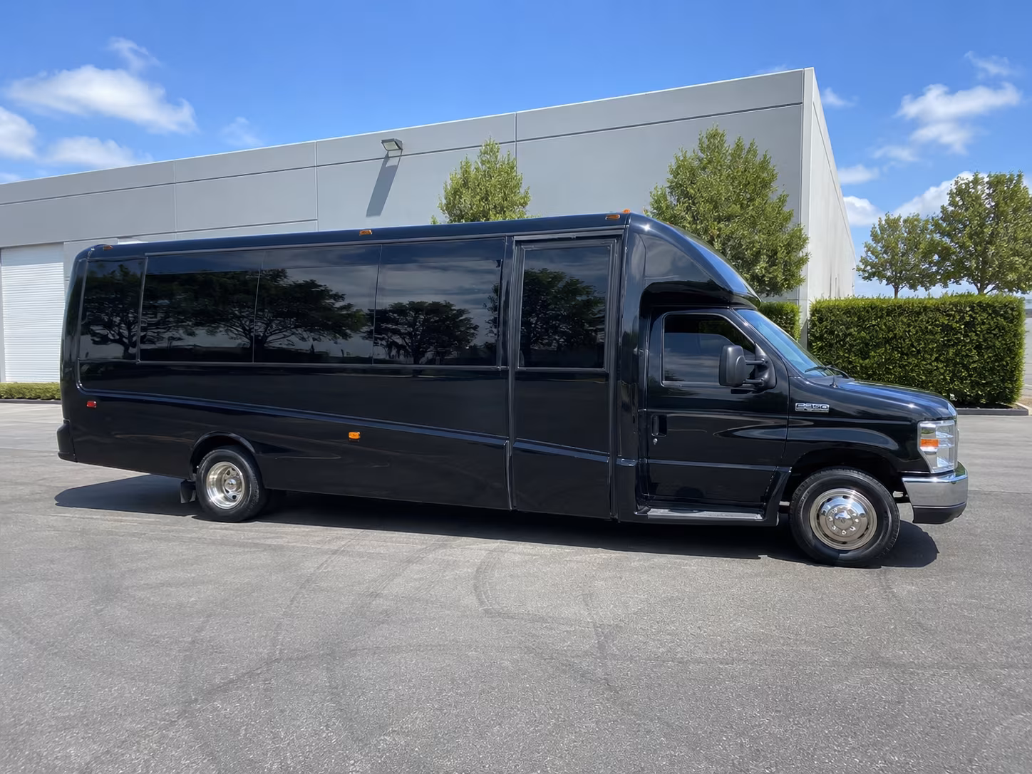 new braunfels wedding quinceanera and celebration bus rentals