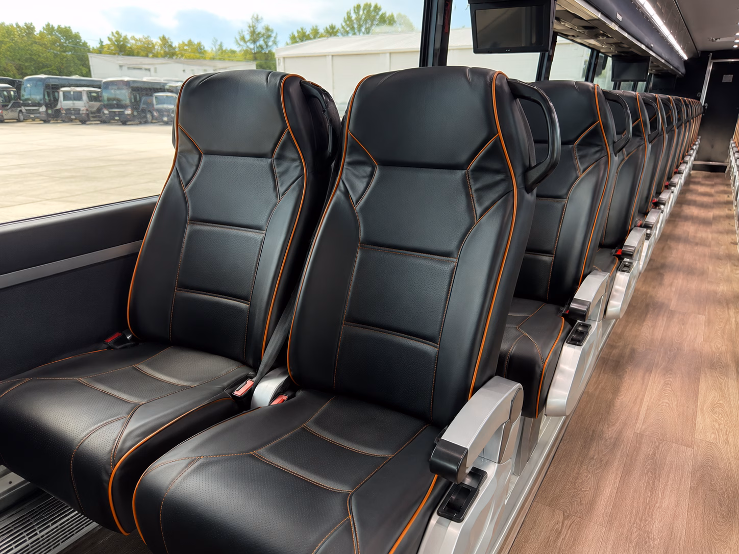 private charter buses for layovers in new braunfels